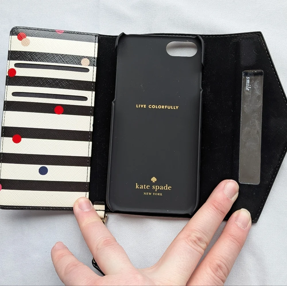 Kate Spade Cedar Street Dot Folio iPhone 7/8 Wallet Wristlet